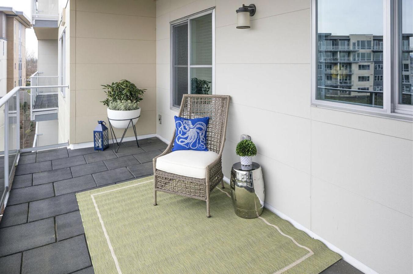 Landing At Yacht Harbor Club - 1 Bedroom In Hayden Island Neighborhood Network Apartment