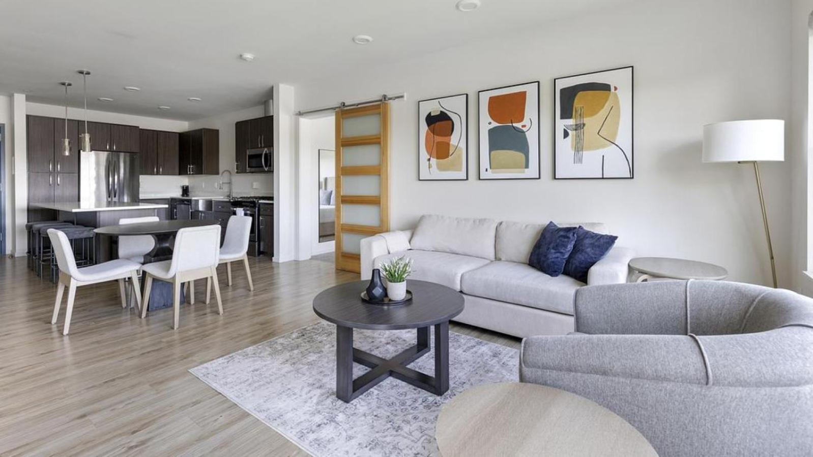 Landing At Yacht Harbor Club - 1 Bedroom In Hayden Island Neighborhood Network Apartment *